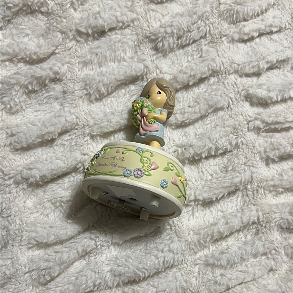 Precious Moments Love Is The Greatest Blessing Musical 124100